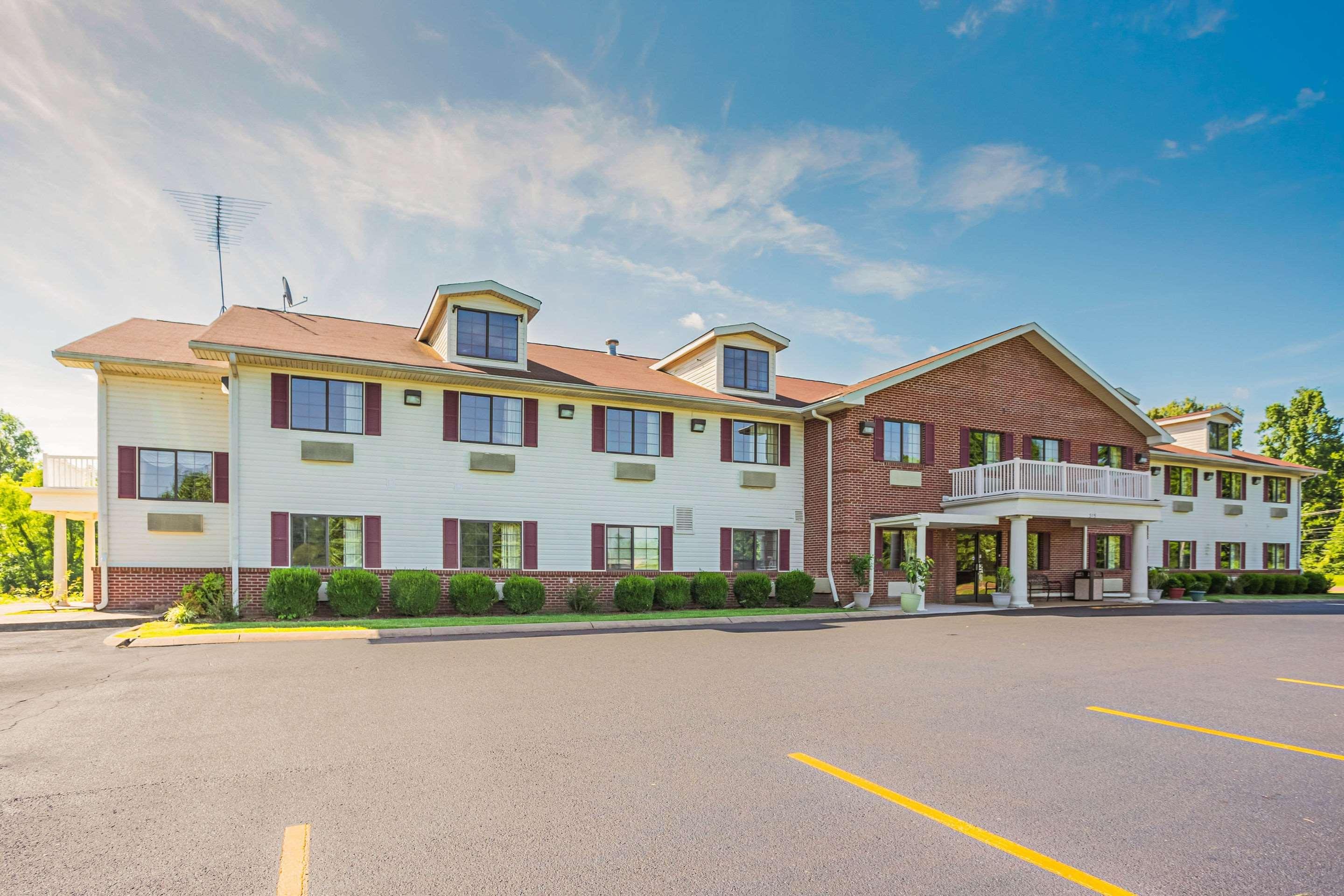 Econo Lodge Inn & Suites Ripley Exterior foto