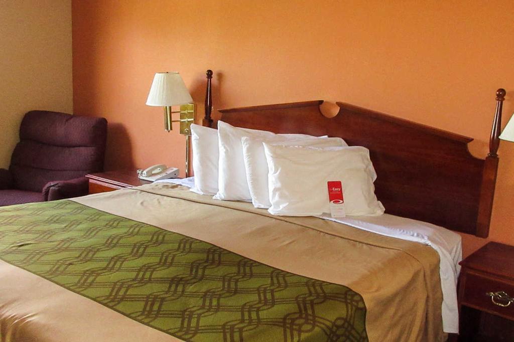 Econo Lodge Inn & Suites Ripley Quarto foto
